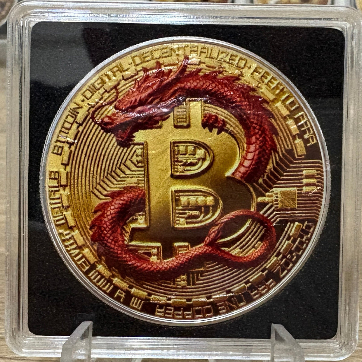 比特幣龍形銀幣 紅色 純銀999 1盎司銀幣 圖1（正面）