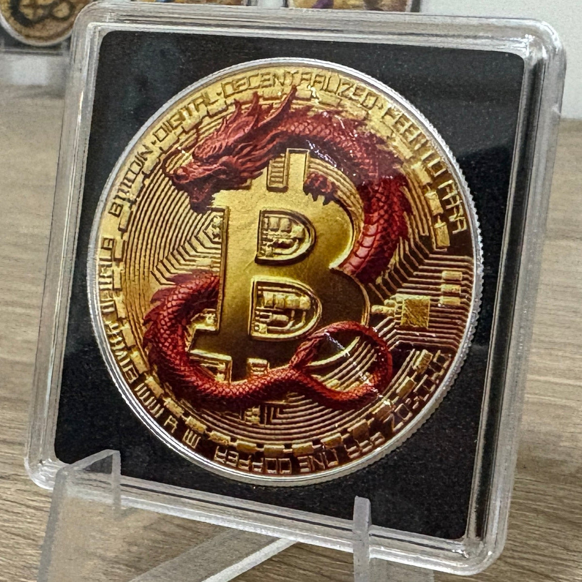 比特幣龍形銀幣 紅色 純銀999 1盎司銀幣 圖3（正面）