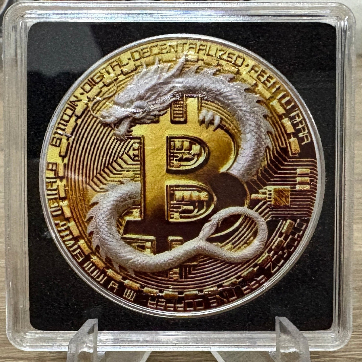 比特幣龍形銀幣 白色 純銀999 1盎司銀幣 圖1（正面）